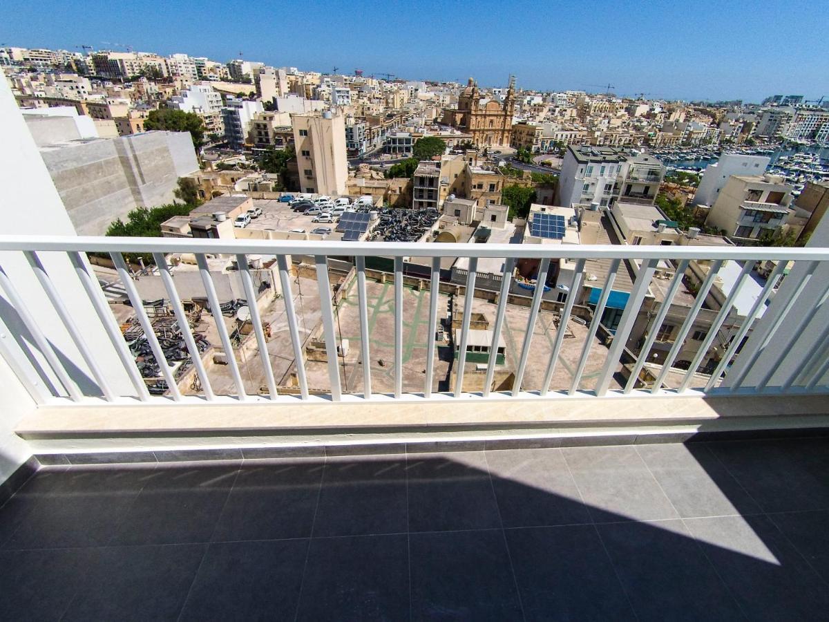 F12 Room 1, Private Room Two Single Beds Shared Bathroom In Shared Flat Msida Exteriér fotografie