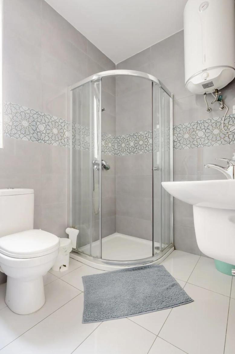 F12 Room 1, Private Room Two Single Beds Shared Bathroom In Shared Flat Msida Exteriér fotografie